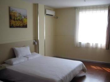 Hanting Hotel Huzhou South Street Екстер'єр фото